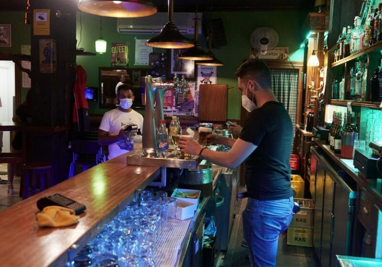 El ocio nocturno de Cantabria reclama poder abrir en «condiciones normales»
