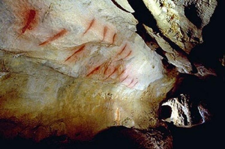 Cantabria estudia reabrir la cueva de Santián (Piélagos)
