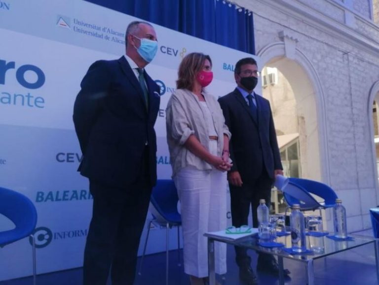 Ribera asegura que el trasvase Tajo-Segura es «esencial» y se va mantener