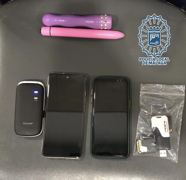 Detenido un hombre por llevar imágenes de pornografía infantil en un móvil sustraído