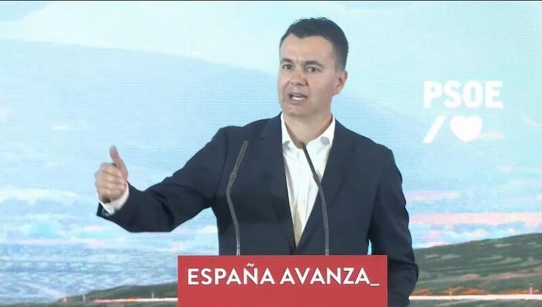 Héctor Gómez lamenta que el PSOE no tiene «con quien hablar» en la derecha
