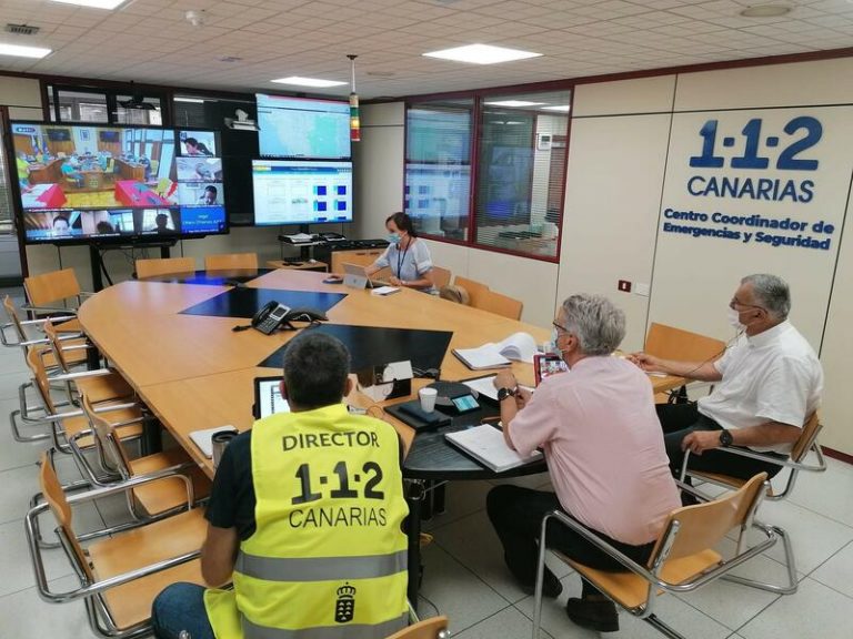 Comienza la evacuación preventiva en núcleos de riesgo en La Palma