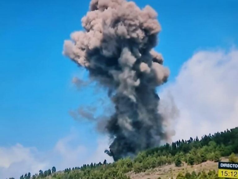 Comienza una erupción volcánica en La Palma