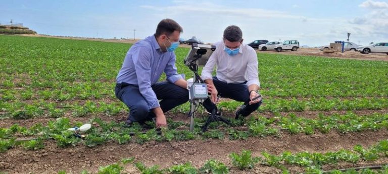 Murcia instala 1.000 sondas en el entorno del Mar Menor que garantizan eficiencia en uso de agua y fertilizantes