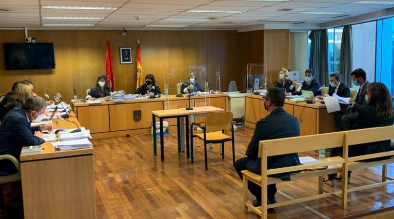 Rodrigo de Santos dice que «jamás» tuvo sexo con presos de una ONG