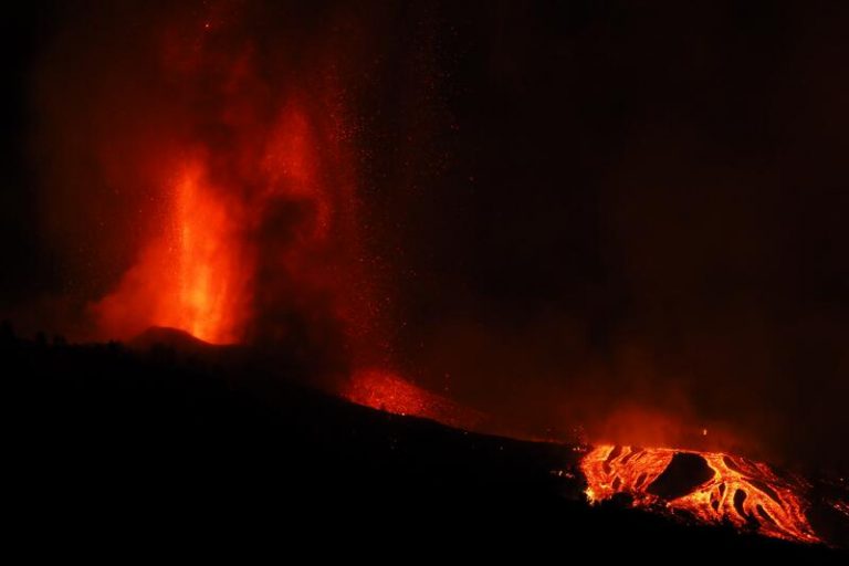 Los geólogos califican de «éxito de la ciencia» la labor de prevención del riesgo volcánico en La Palma