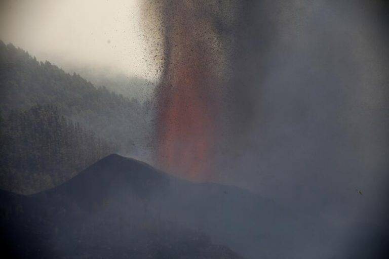 Meteorólogos ven poco probable que se produzca lluvia ácida en zonas pobladas