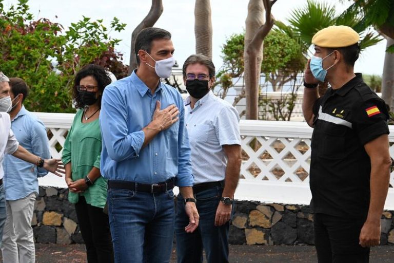 El Gobierno dice que Sánchez retomará su viaje a Nueva York «lo antes posible»
