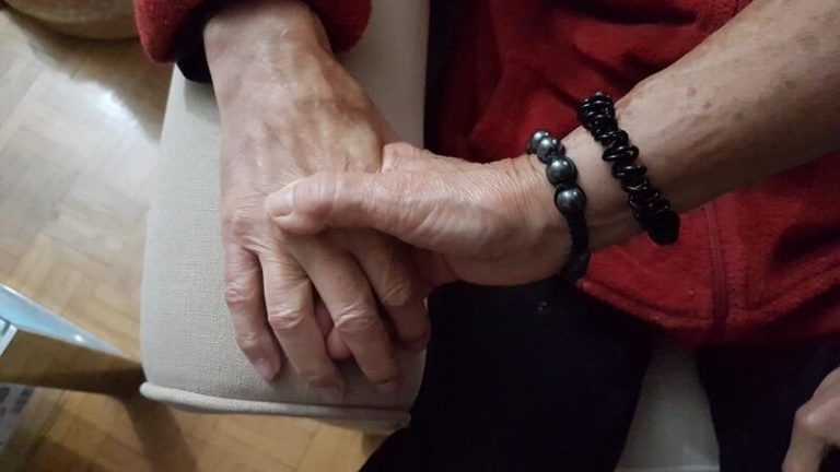 Cuidadoras de personas con Alzheimer piden más ayudas y agilidad para concederlas