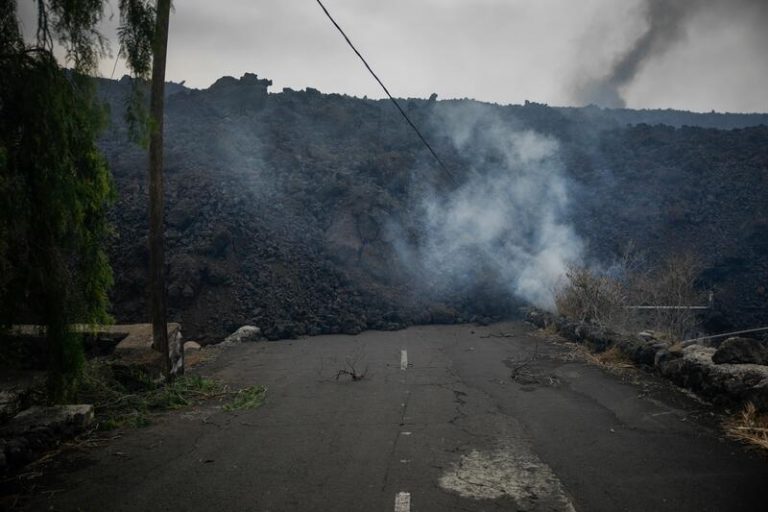 Un buque del IEO se desplaza a La Palma para estudiar los efectos de las coladas en el ecosistema