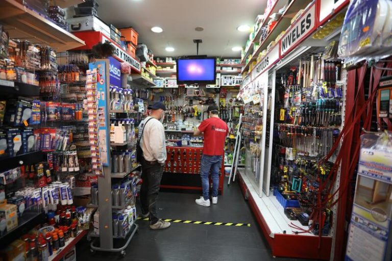 El sector de la ferretería y bricolaje encadena cuatro trimestres con crecimientos a doble dígito
