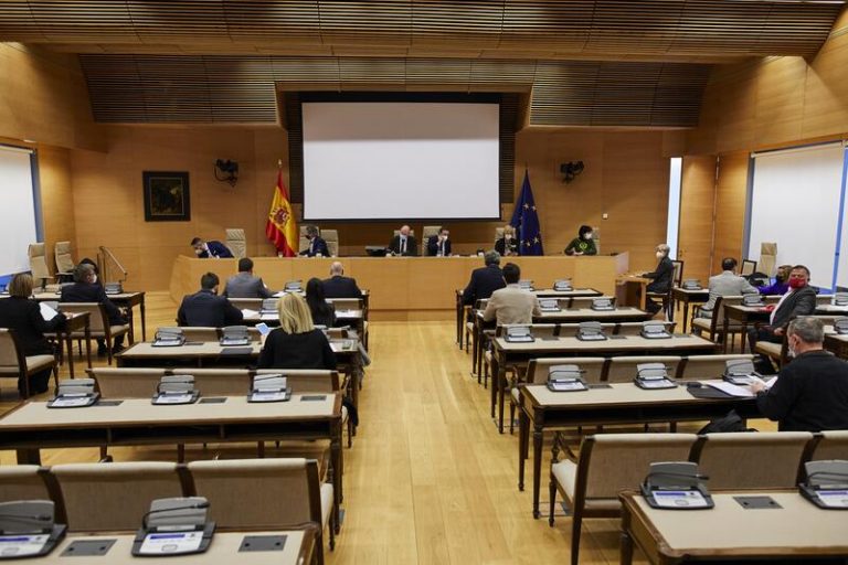 El Gobierno llega dividido a votar la reforma de cadena alimentaria