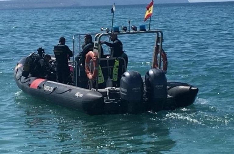 Hallan muerto un joven magrebí que pretendía llegar a nado desde Marruecos a Melilla