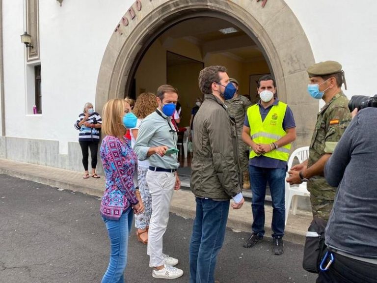 Casado pide «actuaciones rápidas» ante la situación de emergencia de La Palma