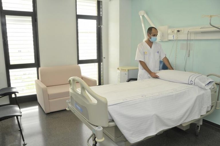 Canarias suma 99 nuevos casos y una muerte en las últimas 24 horas