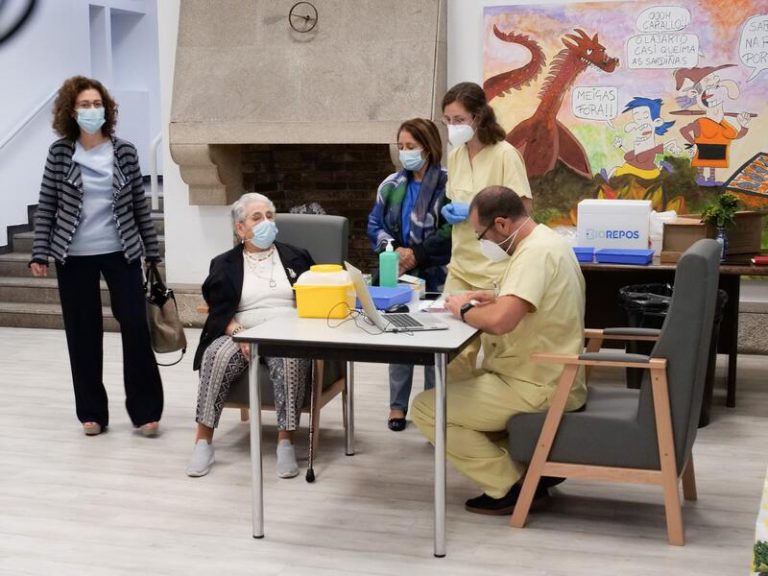 Sanidad notifica 2.840 nuevos casos de coronavirus y 102 muertes