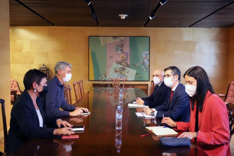 Bildu exige a Bolaños «avances» en los compromisos sociales y económicos para negociar PGE