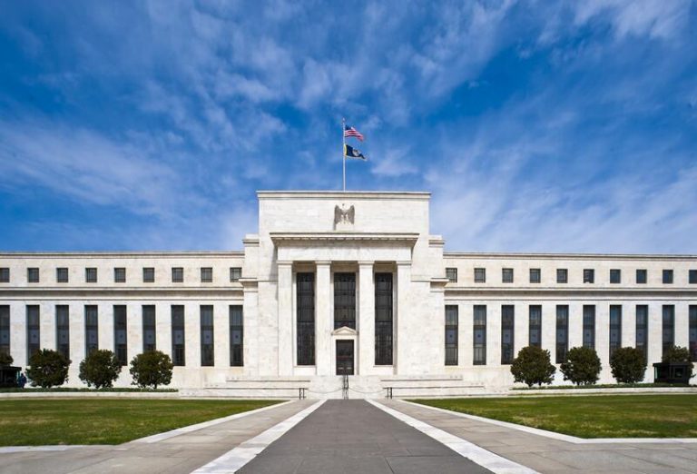 La Fed deja sin cambios los tipos de interés y el ritmo de compras