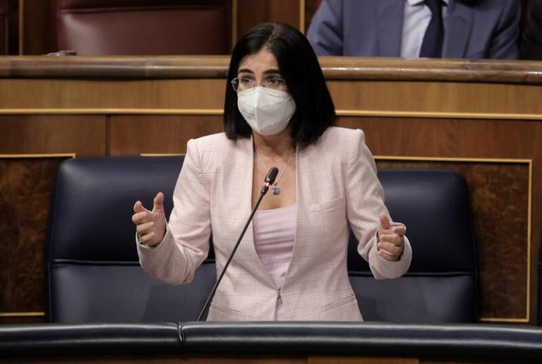 Darias destaca que la situación de la pandemia es «muy óptima» en España
