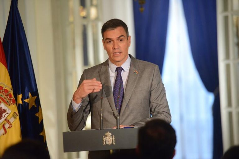 Sánchez pide asegurar el acceso «rápido y universal» a las vacunas
