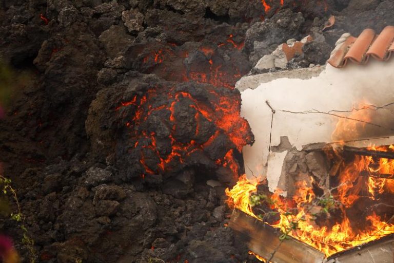 El Gobierno ultima la compra de 280 viviendas en La Palma para damnificados