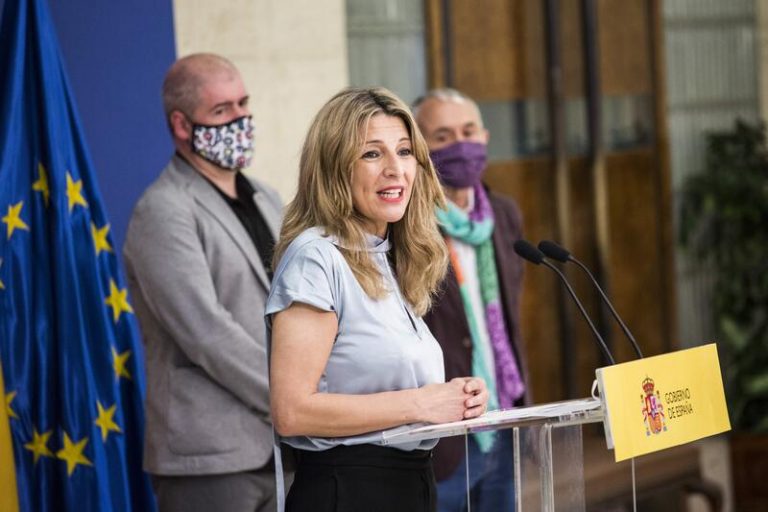 Gobierno y agentes sociales seguirán negociando este jueves la prórroga de ERTE