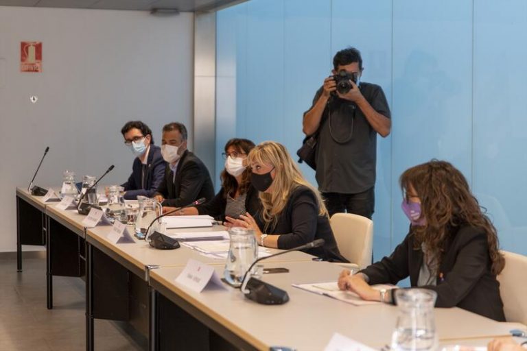 Gobierno y Generalitat se emplazan a compatibilizar el IMV y la RGC