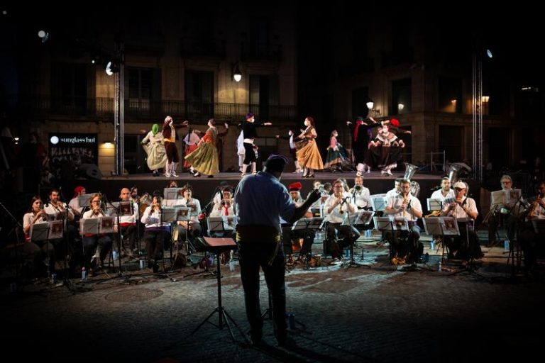 Las fiestas de la Mercè de Barcelona recuperan el ‘Toc d’Inici’ entre abucheos a Colau