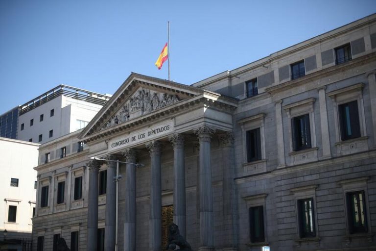 La FAPE, la APM y la APP rechazan que los políticos decidan qué preguntas pueden hacer los periodistas