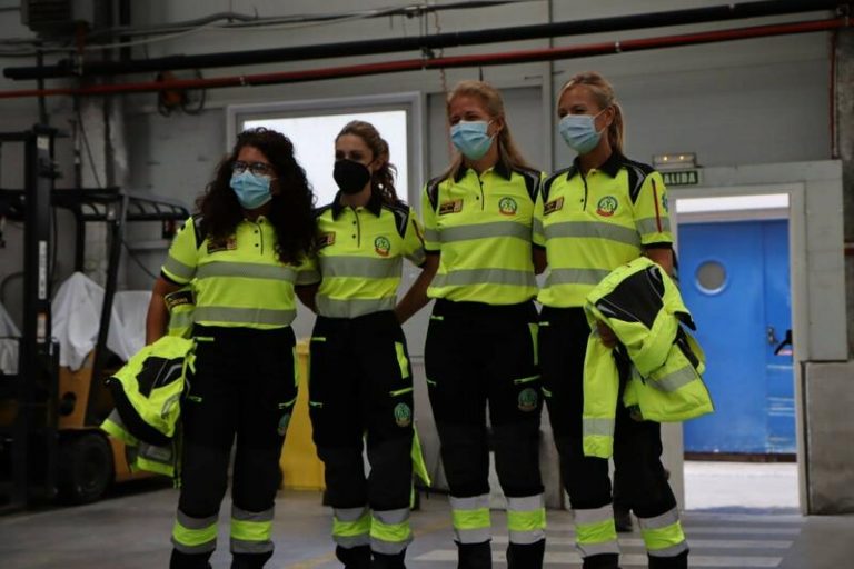 Las mujeres del Samur tendrán por primera vez equipaciones adaptadas a su anatomía en octubre