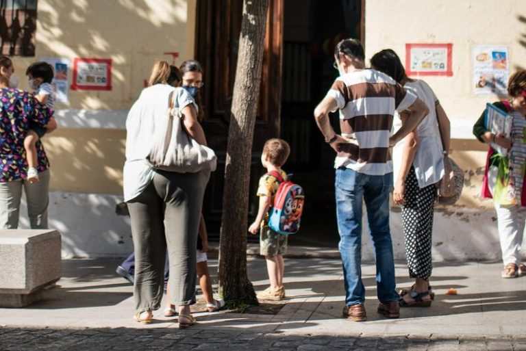 El PSOE exige protocolos que conviertan los colegios en lugares seguros