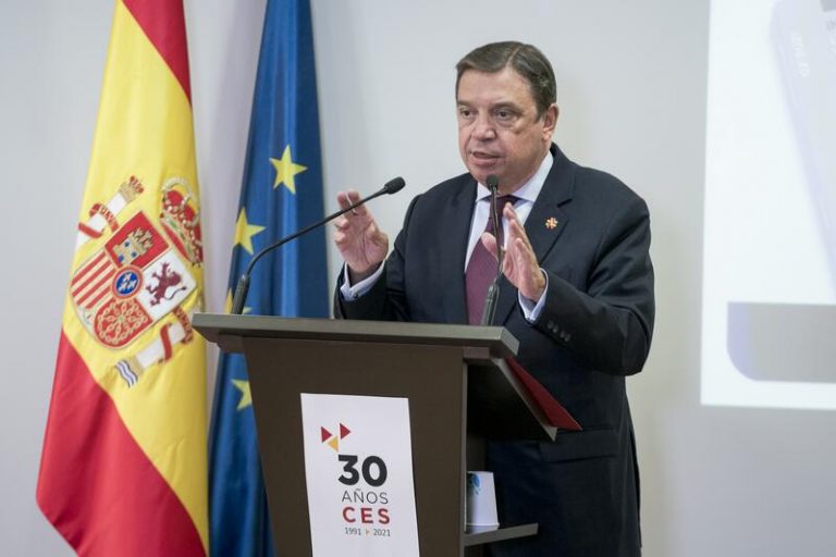 Planas reitera el compromiso del Gobierno por el desarrollo socioeconómico del medio rural