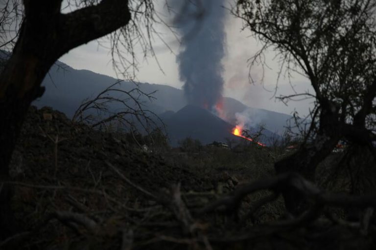 El Gobierno está evaluando las consecuencias de la erupción de La Palma sobre la actividad pesquera
