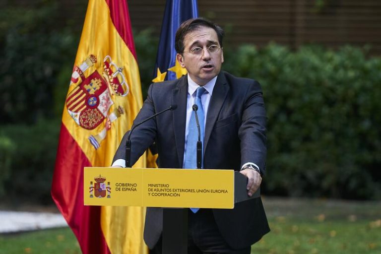 Albares reivindica el «éxito» de la evacuación de Afganistán