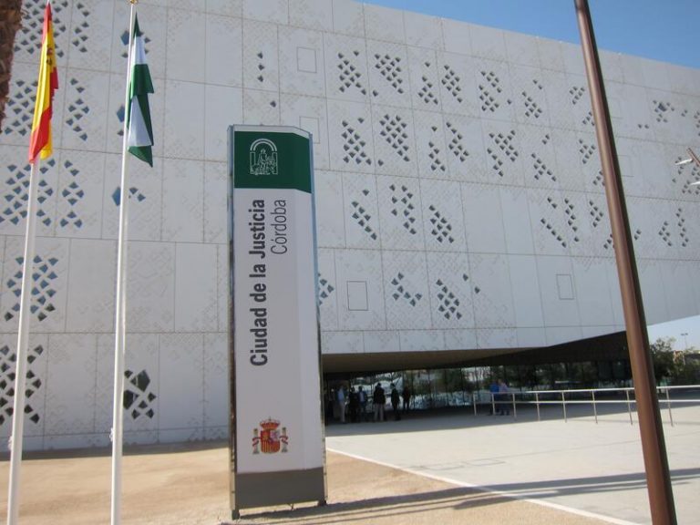 Absuelto un varón acusado de violar y secuestrar a una mujer en su casa, en Córdoba