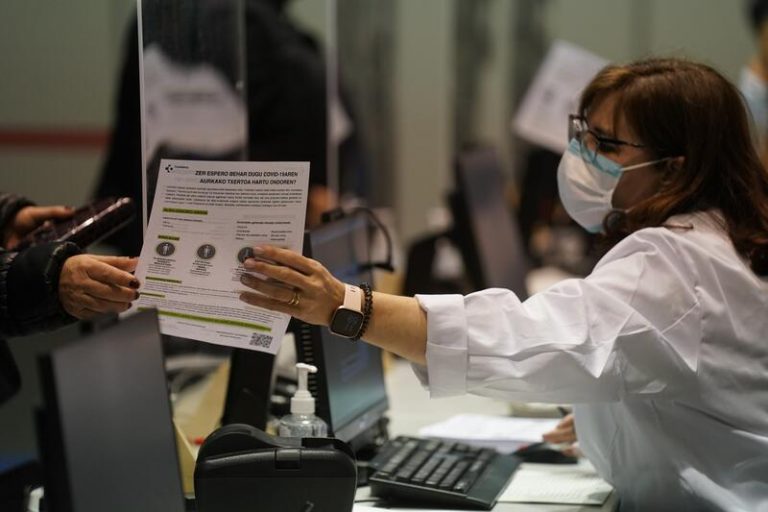 Más del 80% de los vascos de entre 12 y 19 años han completado la pauta de vacunación