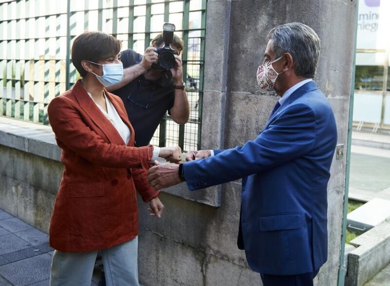 Rodríguez pide «acuerdos» y no «frentes» entre comunidades para negociar la financiación autonómica