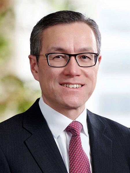 Baker McKenzie amplía un 36,7% sus beneficios en su año fiscal, hasta 1.070 millones