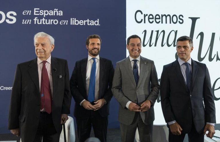 Vargas Llosa anuncia que votará a Casado en las generales