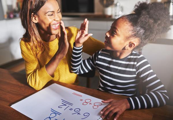 Papá Y Mamá Deben Tomar Las Cosas Con Calma