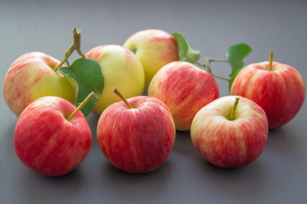 Así Es La Manzana Amarilla