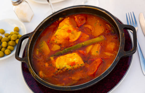 Bacalao Con Tomate El Plato