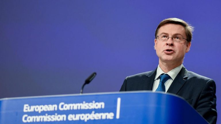 Bruselas espera que España solicite un nuevo tramo de 10.000 millones del fondo UE