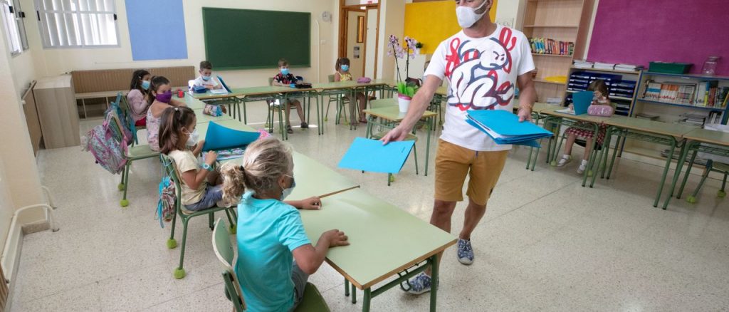 Este es el dinero que te va a costar la vuelta al cole según la OCU 8 Colegio