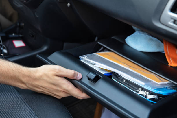 Documentos En El Coche