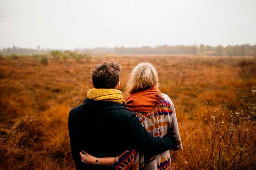 Parejas En Otoño 