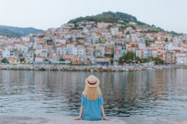 Estos son los pueblos de España a los que tienes que escaparte en otoño