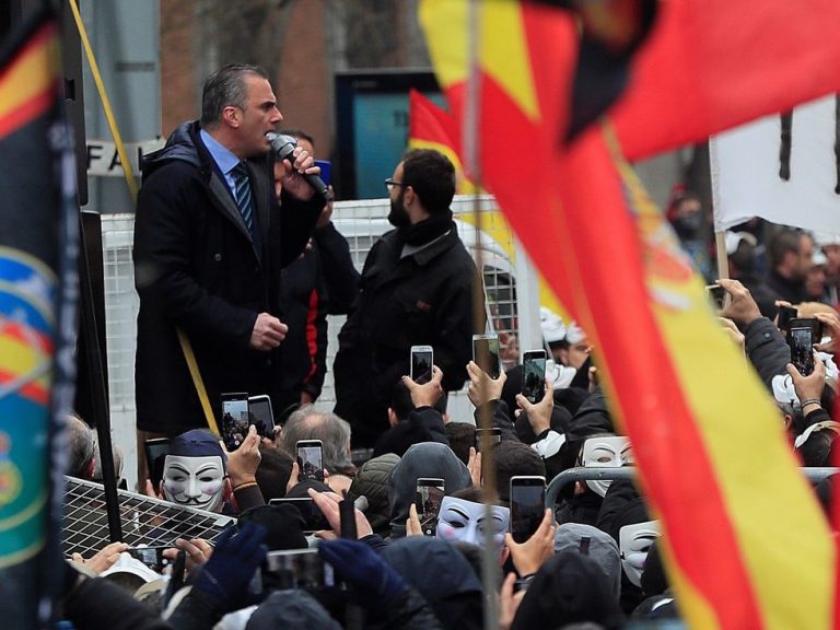 Jusapol vuelve a protestar frente a Interior para pedir «igualdad» en los salarios