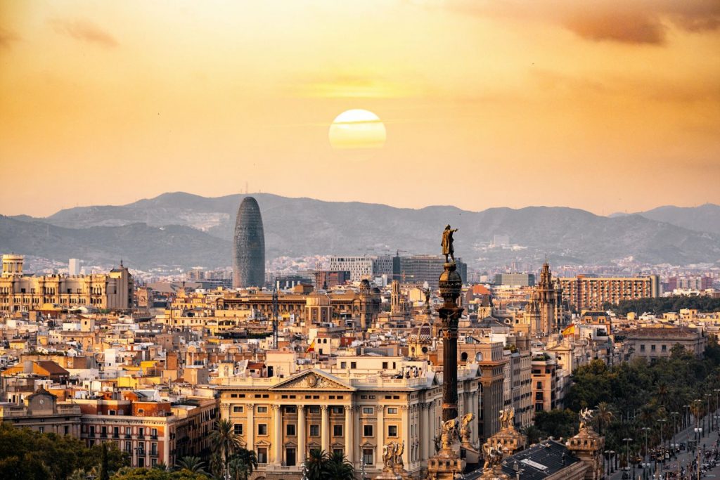 Leyendas De Terror Con El Edificio De Las Ramblas 1