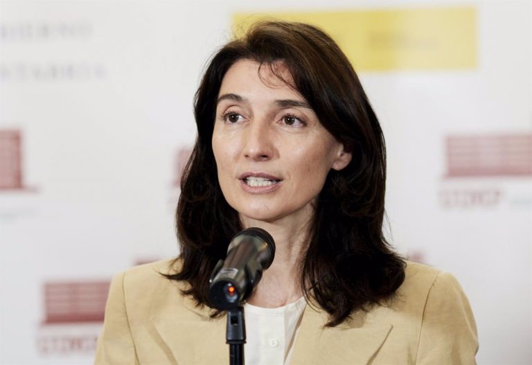 Llop defiende que en España se respeta la presunción de inocencia